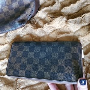 Louis Vuitton Damier Ebene Zippy Long Wallet